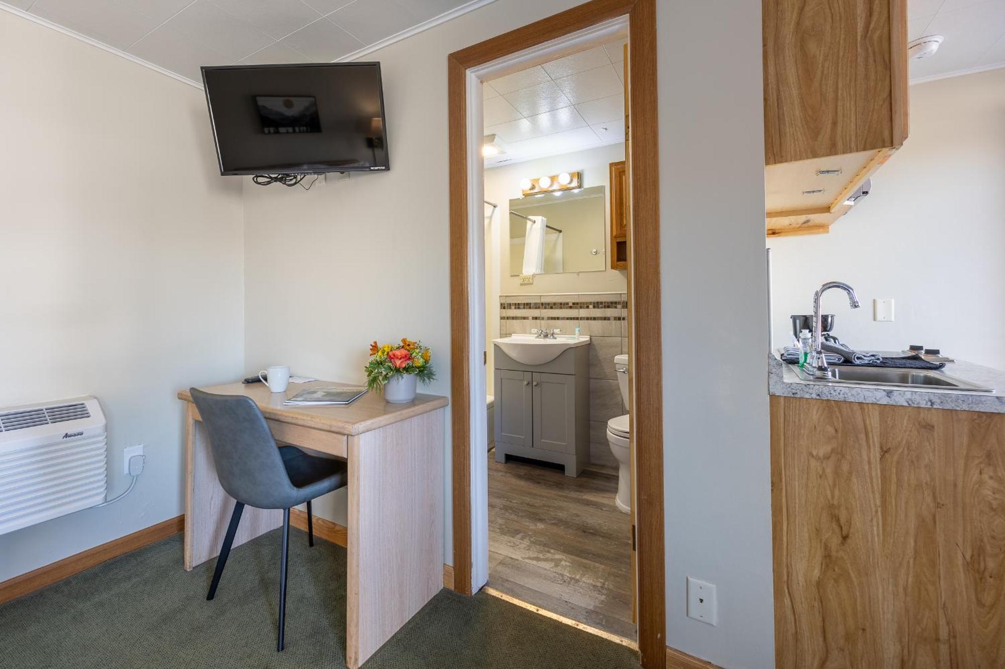 Motel Center